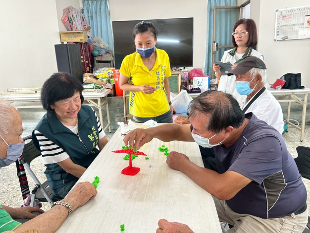 黃偉哲市長推動災後暖心行動　輔具重生社區陪伴雙軌並行