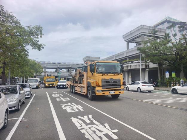 同島一命 臺南市工務局組隊馳援花蓮 黃偉哲：跨局處專業支援花蓮救災