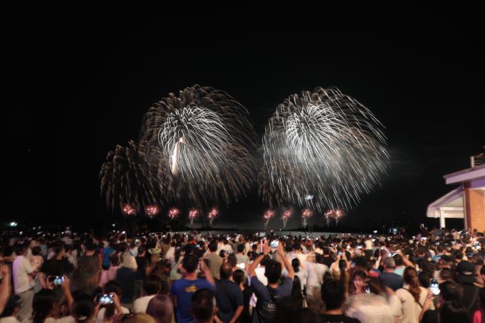 2025台南夏日音樂節—將軍吼熱力開唱　超強卡司、煙火點亮濱海夜空
