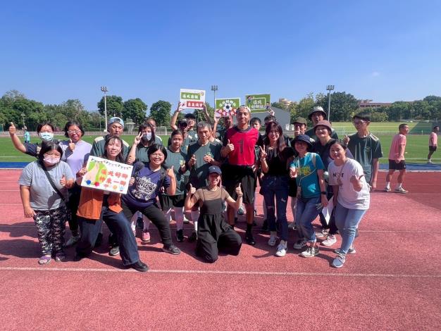 衛生局「臺南市溪北好腳社」首次組隊參賽全國「心滿意足盃」,踢……