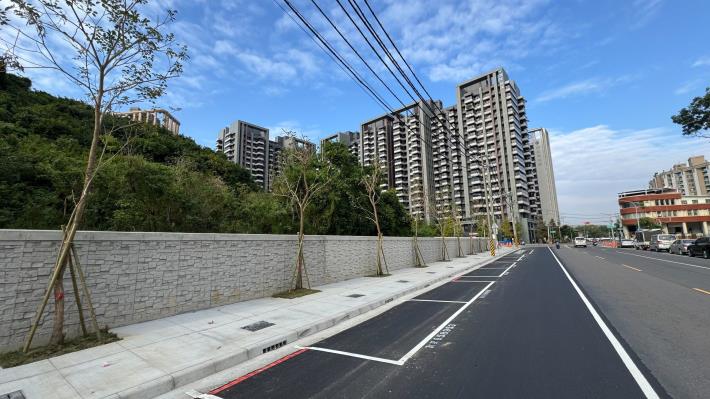 高市府攜手軍方重建柴山阻水牆 強化防洪保護內惟美術館與周邊地……