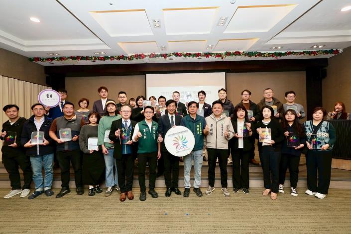 臺南發佈「性別友善旅宿」、「民宿經營公約標章」及「露營場標示……