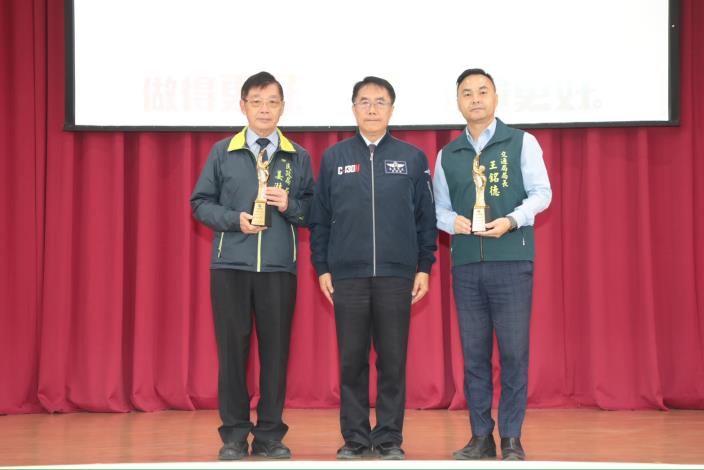 政府服務、稅務、地政到健康推動獲多獎項 黃偉哲:城市治理全面……