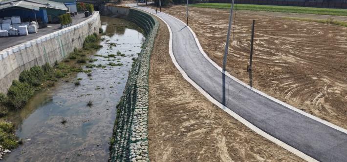 烏鬼厝溪排水災後復建工程完工 黃偉哲:低碳工法強化防洪韌性