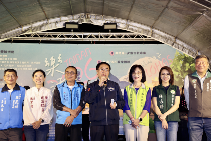 鯤喜灣風味餐熱鬧登場　黃偉哲與民共享在地海味