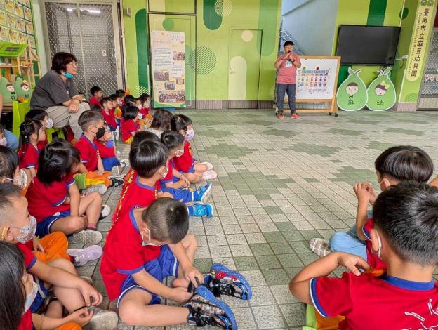 智慧監控打造五星級健康校園  關廟、麻豆幼兒園通過環境部室內空……