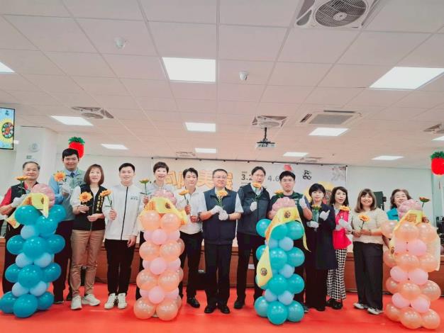 立人國小、民德國中美術藝才班「向陽美展」盛大開幕 ...