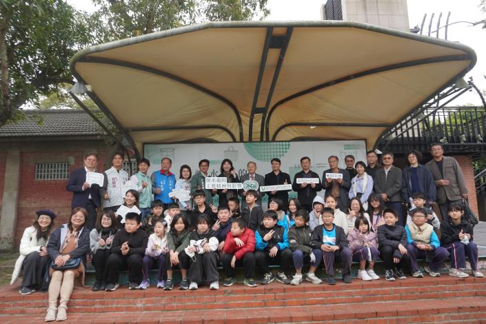 民藝美學的文藝復興 「顏水龍的工藝精神與影響」展覽開幕