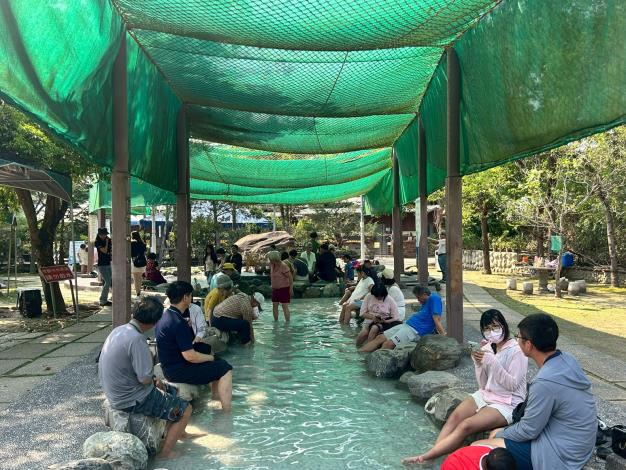 延續花泉熱潮!2026螢光花泉季二部曲登場 春夜追光正當時 梅嶺賞……