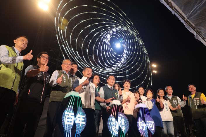 台南運河百年啟燈　光影藝術點亮安平水岸新風貌