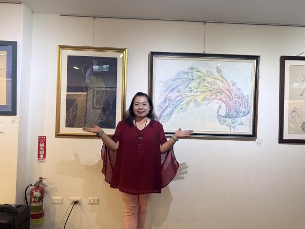 南瀛客家文化會館「纏繞靜心 禪繞之美」林玉雪禪繞畫師生展開幕