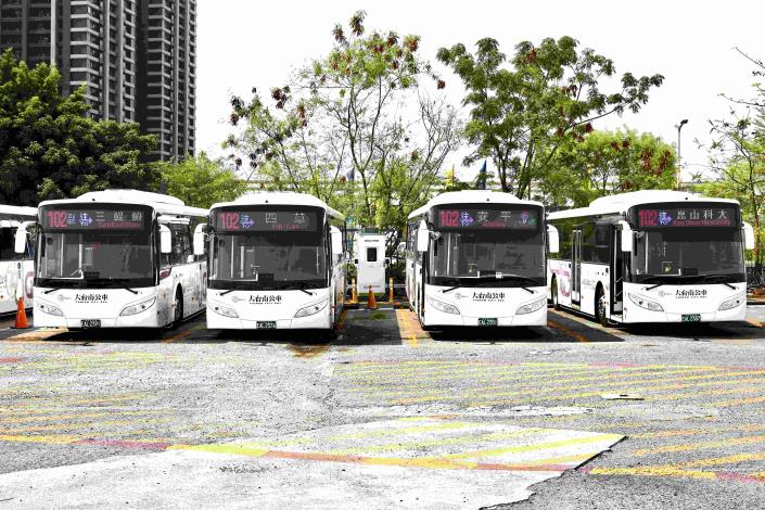 打造台南交通通勤新動脈 都會公車102路「崑山科大－安平」4/22上……