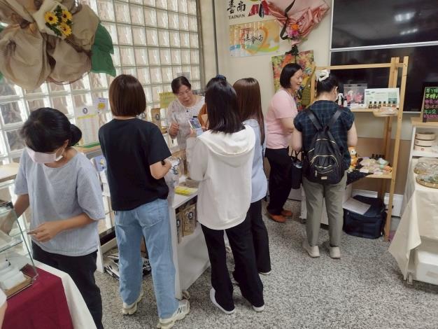 黃偉哲支持女性創業築夢：南市社會局持續辦理「日日好市．好好市……