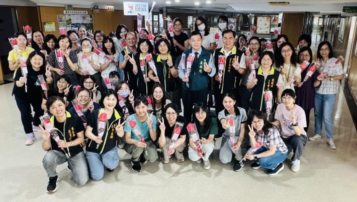 溫馨火鶴傳情，副市長姜淋煌感謝溫柔力量