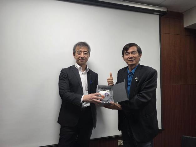 滋賀縣來訪參加一騎i臺南自行車活動 積極規劃景點互惠合作　黃偉……