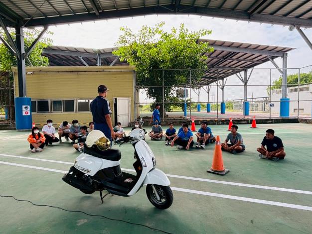 南市持續精進交通安全治理　首創微型電動二輪車校園安全分級認證