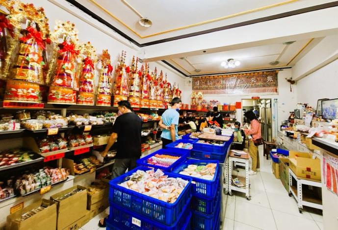「鹹甜引路臺南味」「振來發糕餅舖」祭祀宴王供品與生命禮俗糕餅……