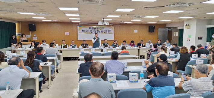 傾聽產業第一線聲音 市長與商業會共商發展良策