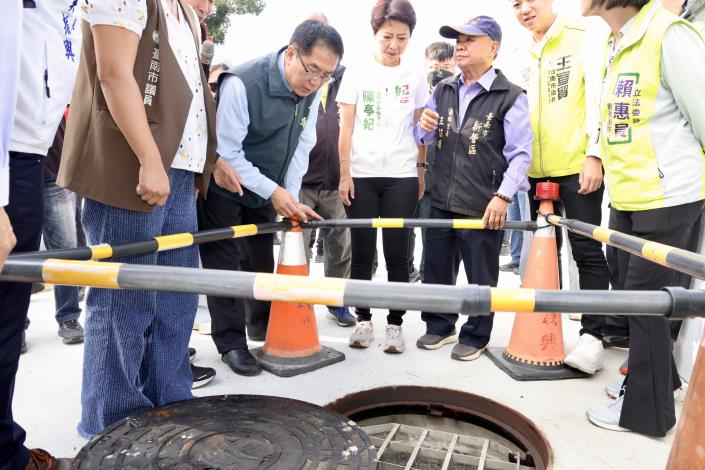 新營O幹線雨水下水道一期完工  黃偉哲視察肯定有效...