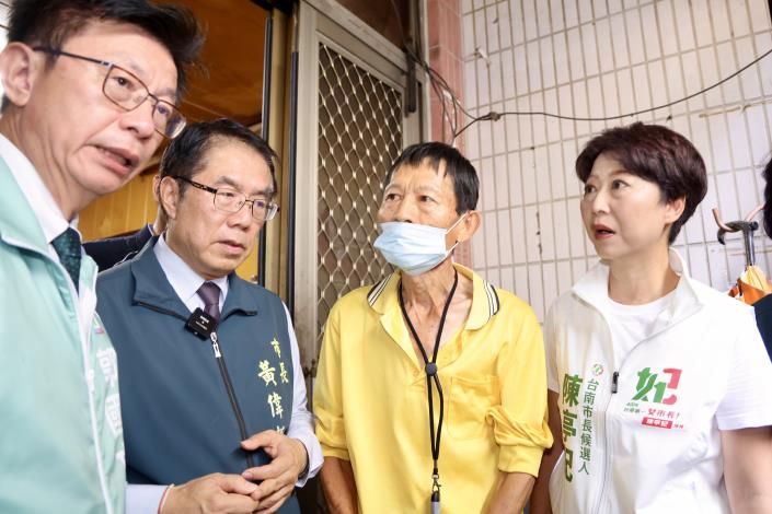 台南首創AI室內高溫預警關懷機制   黃偉哲前進高溫區關懷獨居長……