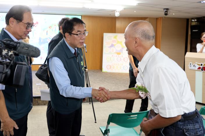 黃偉哲見證「生命重啟」 台南OHCA急救成功率8年提升至39.45%