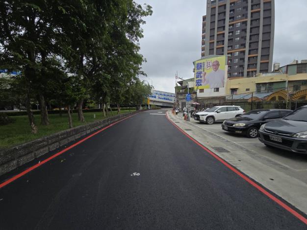 前鎮區漁港路銜接翠亨北路聯絡道路新建側溝完工 解決雨天積水問題