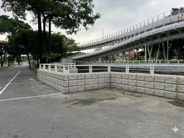 左營區文寧街防洪牆改善完工 通過8月大豪雨考驗
