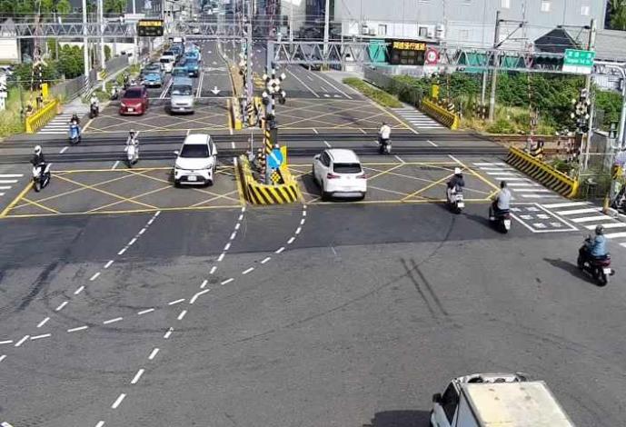 鐵路地下化新舊軌切換 台鐵列車實施慢行計畫 預計1...