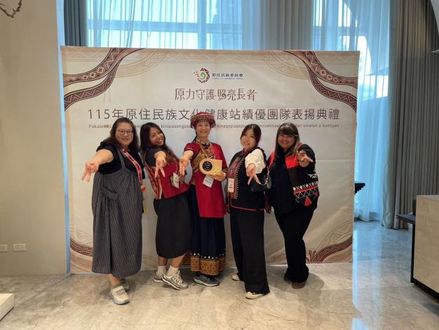 臺南大光文健站榮獲全國優等! 文化融入長照 打造原...