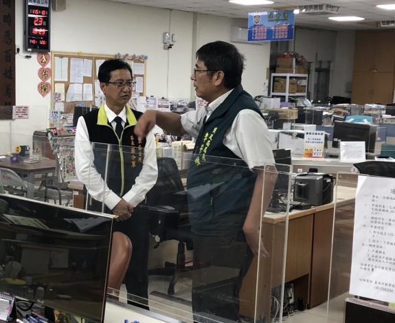 薔琵颱風逼近！黃偉哲市長主持第二次工作會報 民政局...