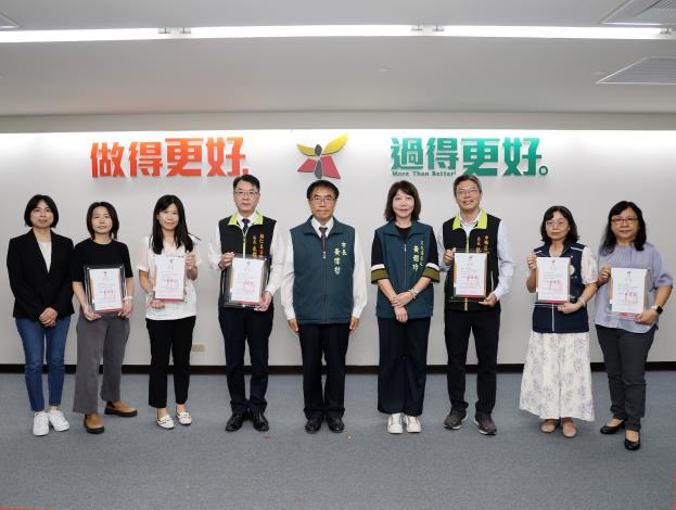 台南公共圖書館評鑑6館獲肯定　黃偉哲盼智慧閱讀服務...